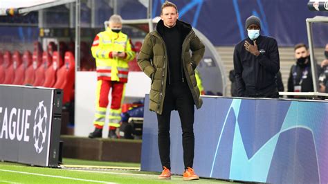 nagelsmann adidas jacke grün|Julian Nagelsmann: Das sind seine besten Outfits .